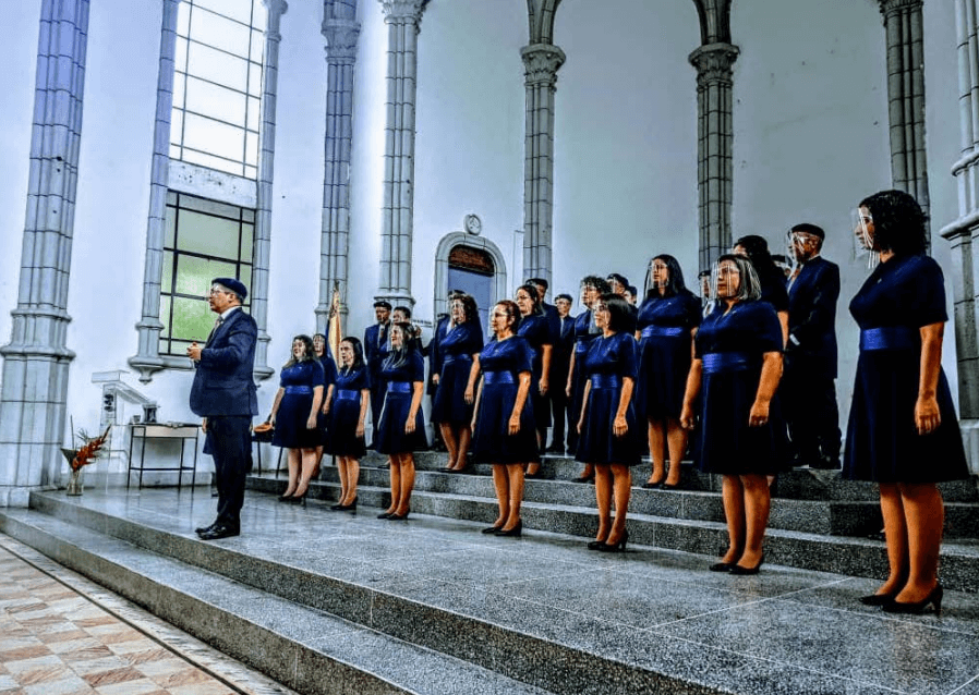 Figura 1. Concierto del Orfeón Universitario. Capilla de la Escuela de Enfermería de la Facultad de Medicina de la UCV, 25 de junio de 2021.